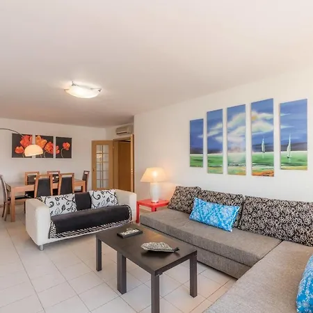 Beautiful 1 Bedroom With Stunning View 公寓 波尔蒂芒