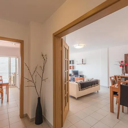 公寓 Beautiful 1 Bedroom With Stunning View 波尔蒂芒